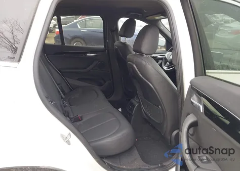 2020 BMW X1 xDrive28I из США, поврежденный, VIN WBXJG9C03L5R20800